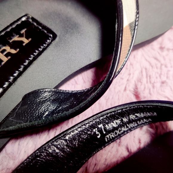 Authentic Burberry Flip Flop Nova Check Black Size 37 - Picture 6 of 13